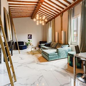 Deluxe Appartement met Vier Slaapkamers